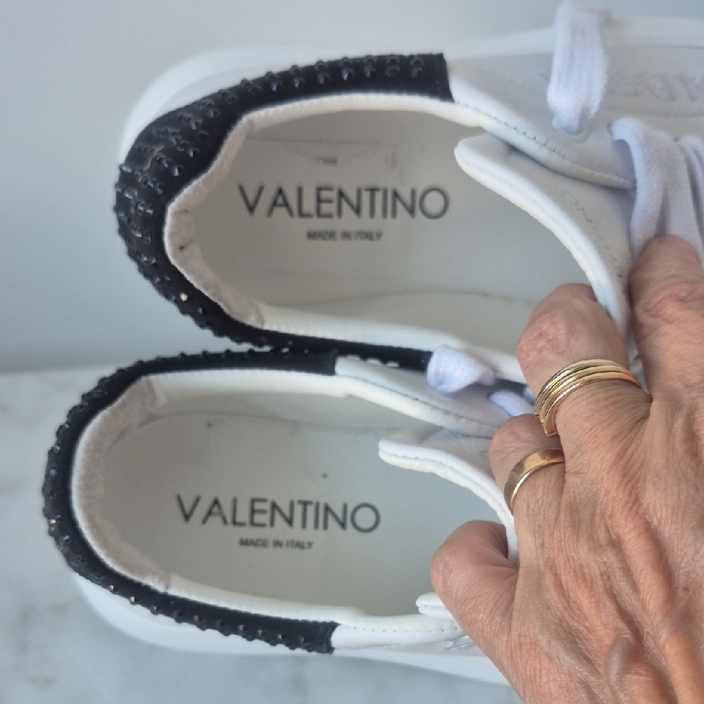 Mario Valentino White and Black Sneakers. Size 6 - Picture 5 of 9